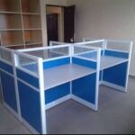 4 Seaters Work Station Office Table